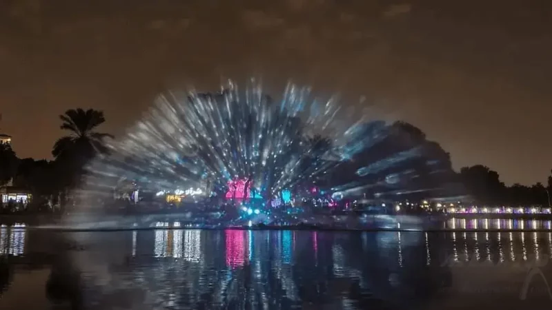 Écran d'eau de grande taille à l'occasion d'un évènement réalisé dans la ville de Riyadh