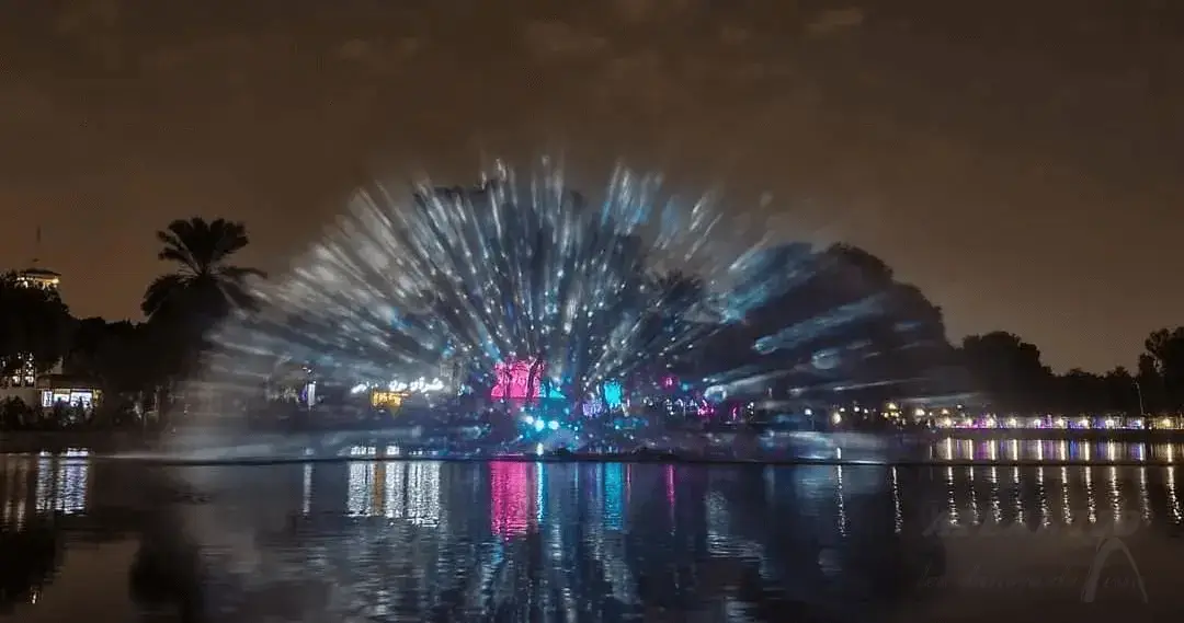 Écran d'eau de grande taille à l'occasion d'un évènement réalisé dans la ville de Riyadh